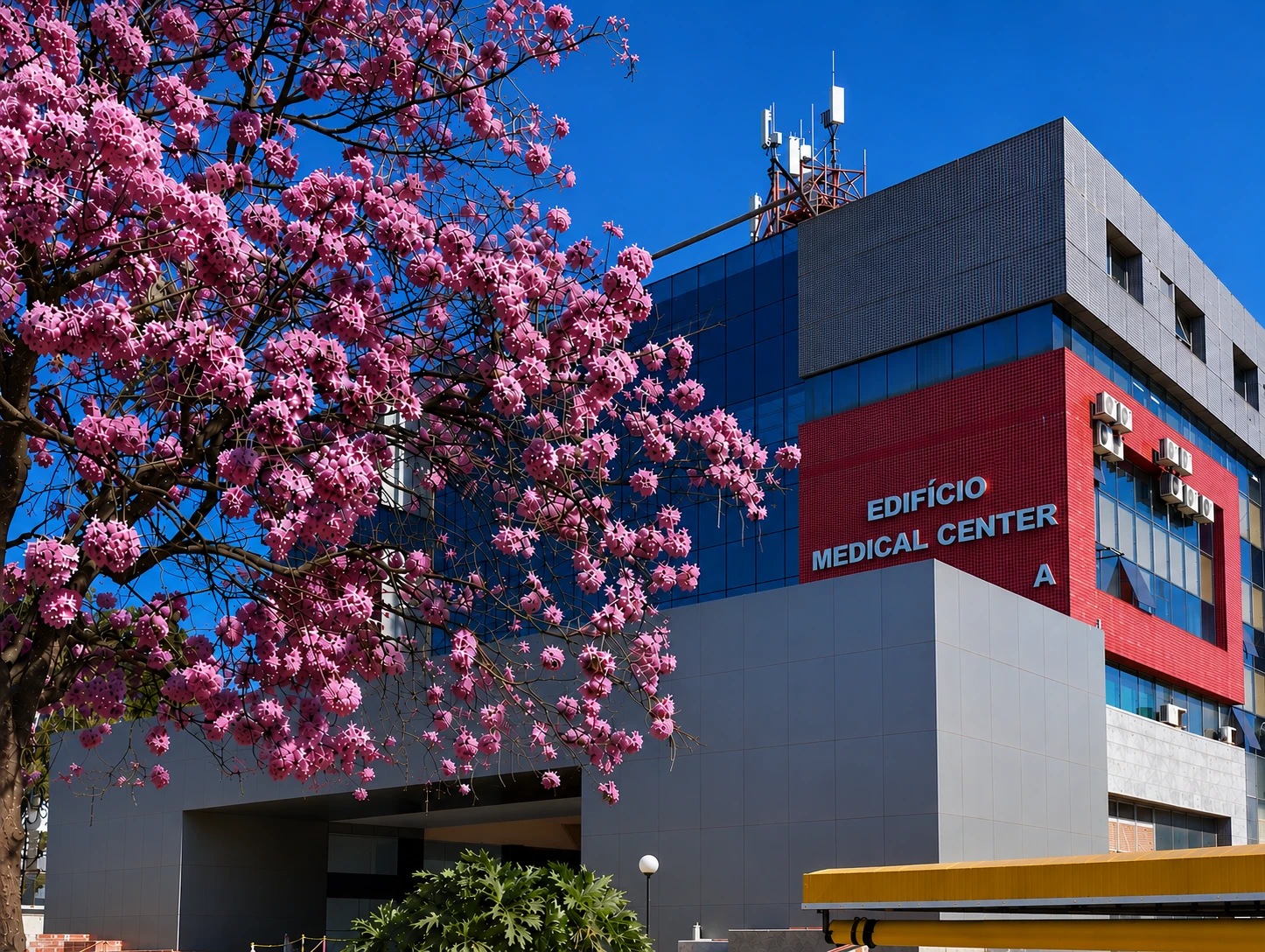 Fachada do Edifício Medical Center — Clínica Acurar